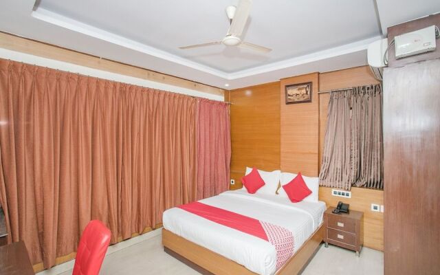 OYO 14204 Regal Residency