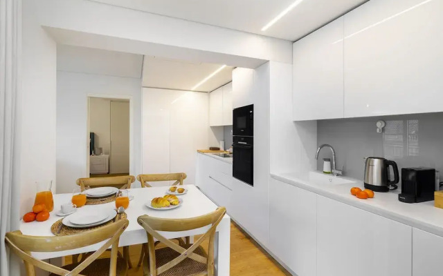 Urban Oasis: Modern Living With Parking & Ac