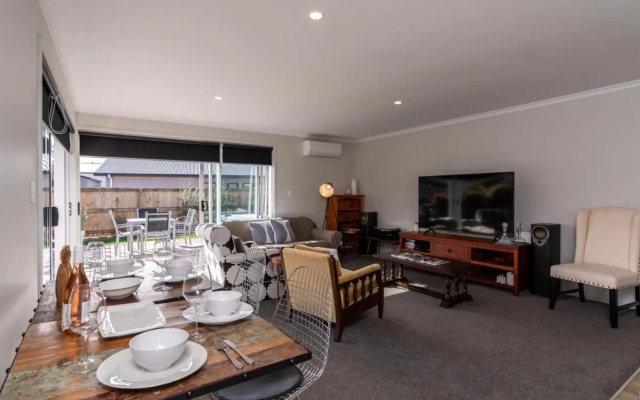 First Choice in Mangawhai - Mangawhai Holiday Home – Guest Rooms – Mangawhai Heads