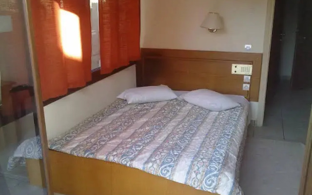Phaethon Hotel