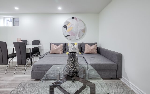 Waterfront Avenue Suites