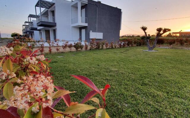 Thalassa & Thalassa Prive Residential Complex