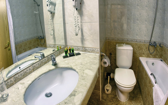 Luna Beach Hotel - Half Board & All Inclusive