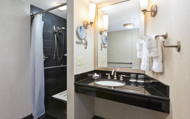 Crowne Plaza Syracuse