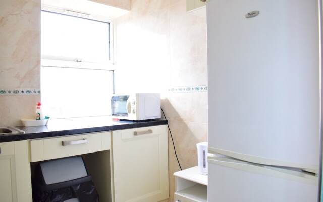 3 Bedroom Apartment With City Centre Location