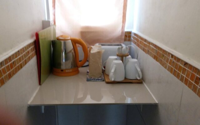 Jutharat Home