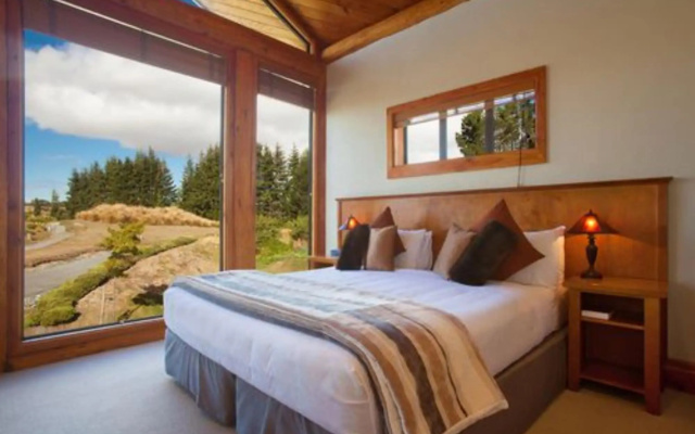 Fiordland Lodge – Guest Rooms – Te Anau