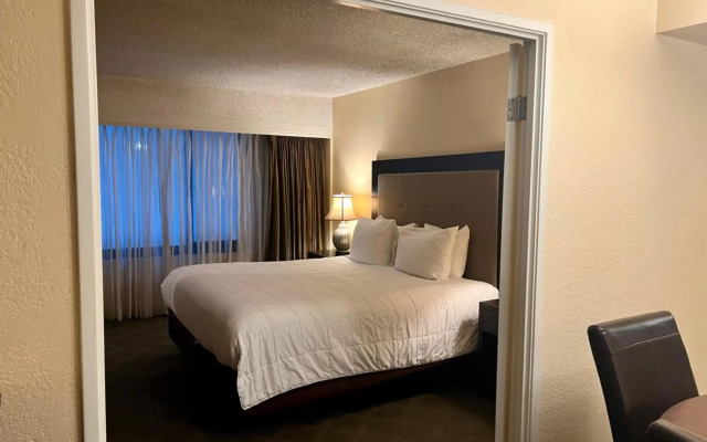Jockey Resort Suites Center Strip
