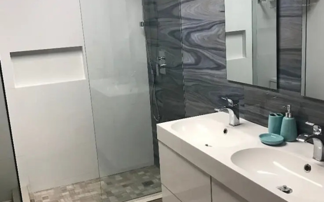 Villa Brisas del Mar-ocean View Gated Community