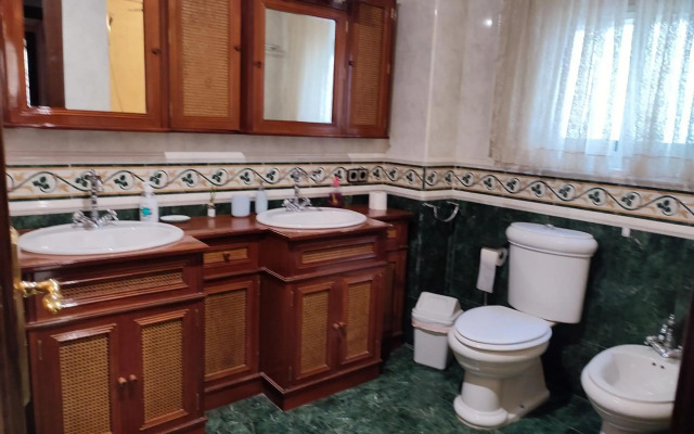 Duplex Grande Con Dos Grajes