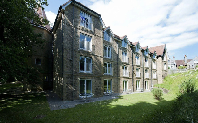 The Broadway Park Hotel