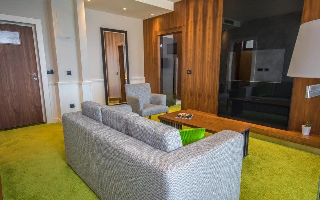 Kalamper Hotel & Spa