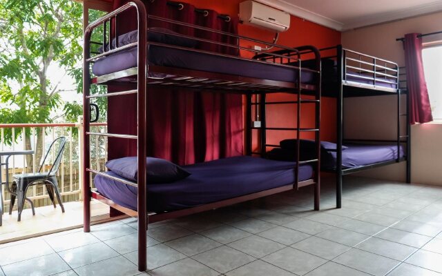 Brisbane Backpackers Resort - Hostel