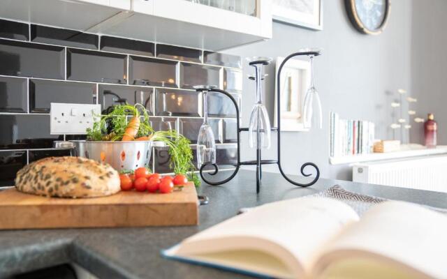 Stunning sea views Ventnor Apartment