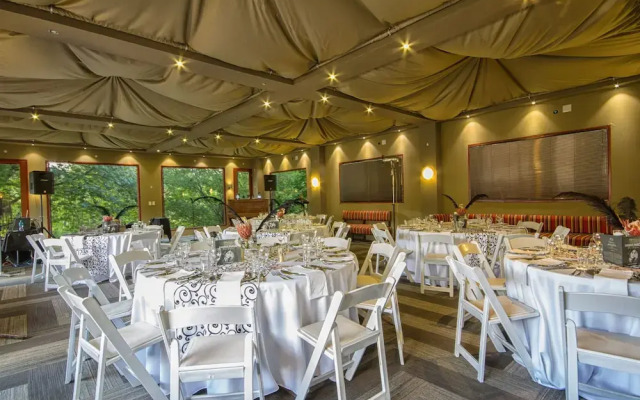 Africlassic River Lodge- Rivonia