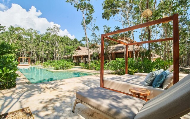 Santomar Tulum A102 By Lockey