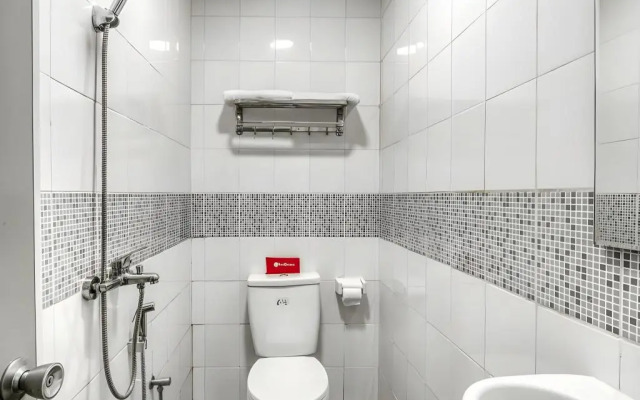 RedDoorz Plus @ Cideng Timur