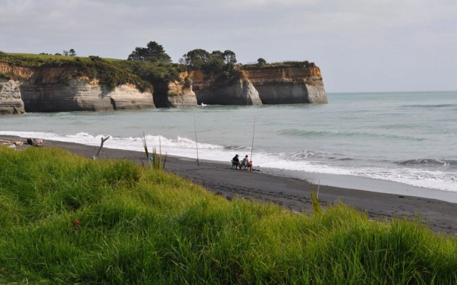 Urenui Beach Camp