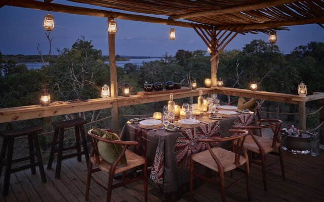 Victoria Falls River Lodge