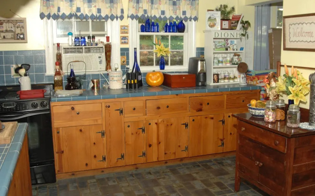 Briar Patch Bed & Breakfast Inn