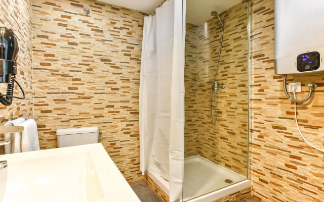 Laramond Barcelona Rooms