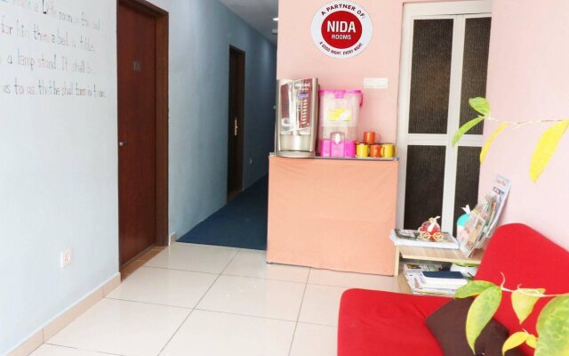 Zen Rooms Colour Hotel