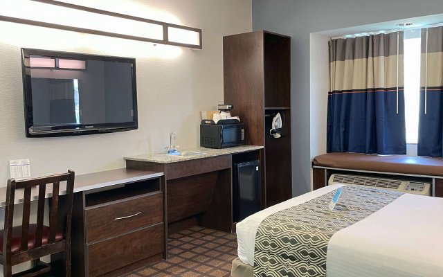 Microtel Inn & Suites by Wyndham Michigan City