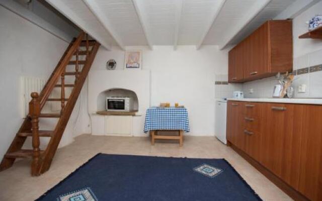 Kaitoula Apartment Up
