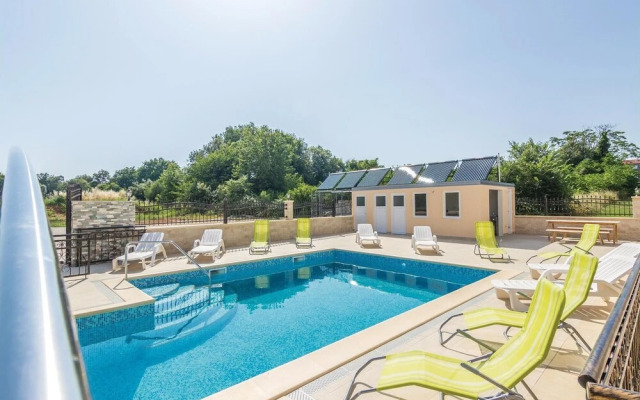 Nice Home in Funtana With Wifi and 0 Bedrooms