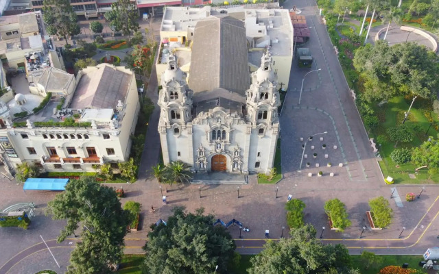 ✶ Pisac Penthouse ✶ 3-stories LUXURY Rooftop Pool