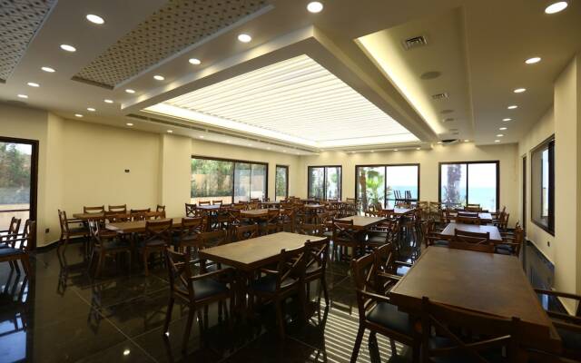 Sea View Hotel