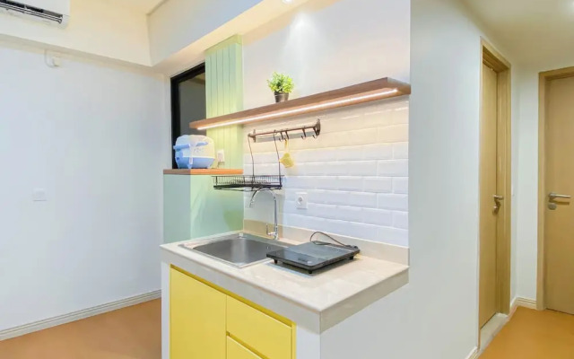 Homey And Comfort Living 2Br At Meikarta Apartment