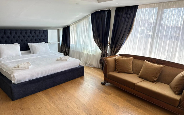 Hotel Next2