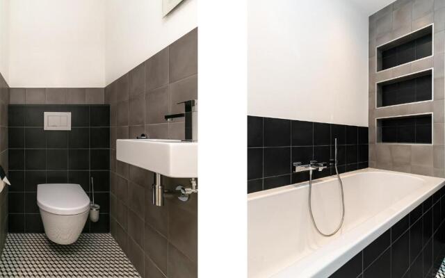 DRL45 Luxury apartment in the heart of Domburg