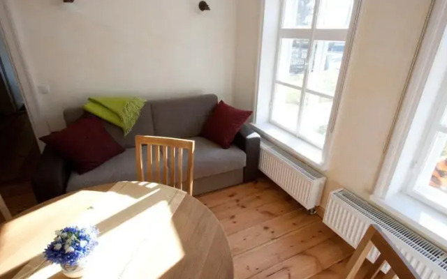 Allee Apartments