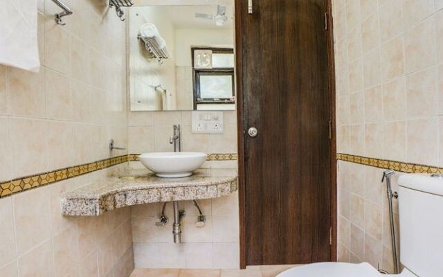 FabHotel Primero MGF