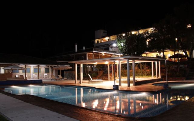 Uzhupud Garden Hotel & lodge