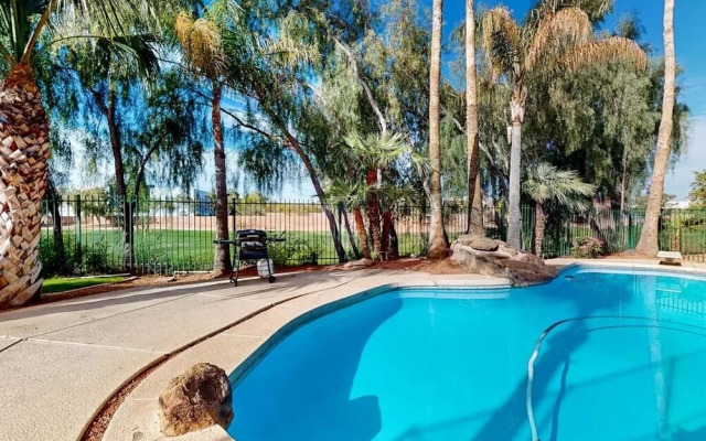 5-Bedroom Villa El Dorado Lakes LTR