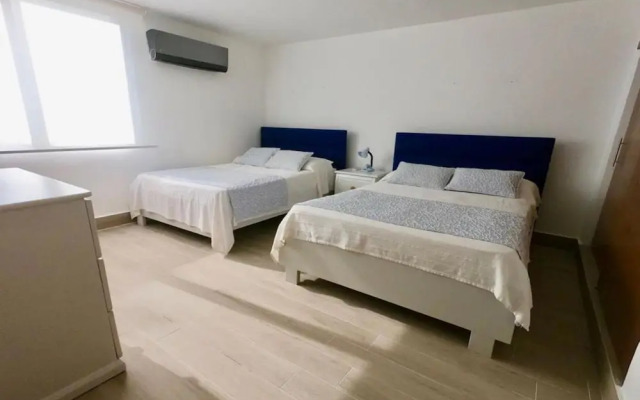 Wonderful 2-br Beach Front Apartment at Emotions