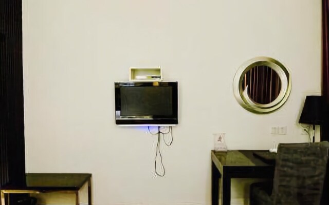 Jinyue Business Hotel