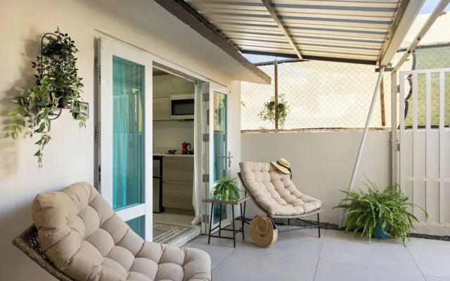 Ocean Park Studio Pool @ Riviera Villa