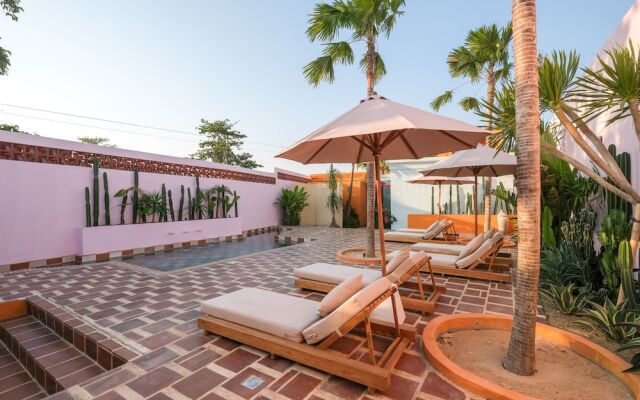 El Barrio Boutique Hotel & Bar