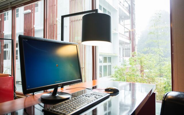Alishan Hotel