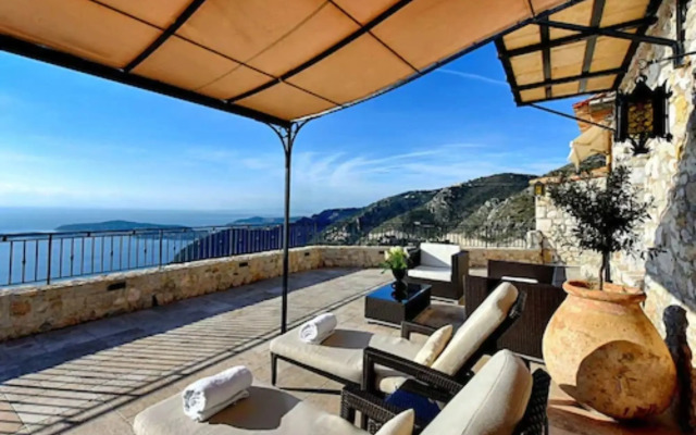 Chateau Eza