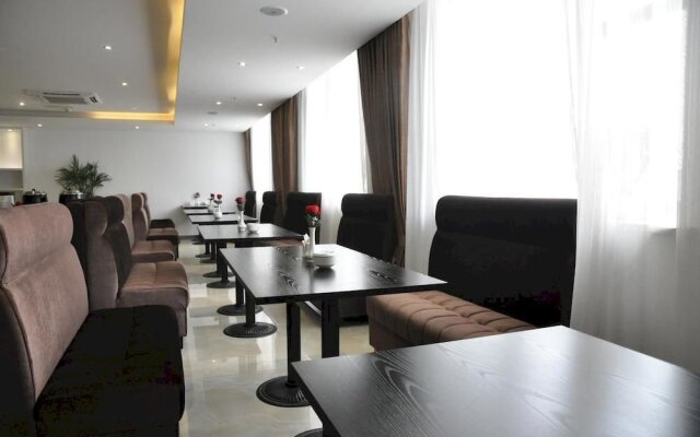 Pudong No.1 Hotel