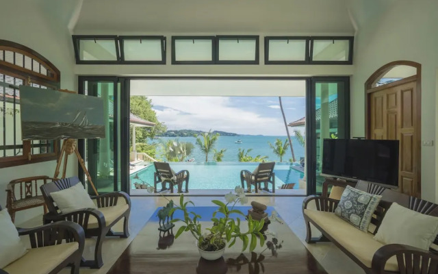 Beach Front Luxury Villa Hai Leng