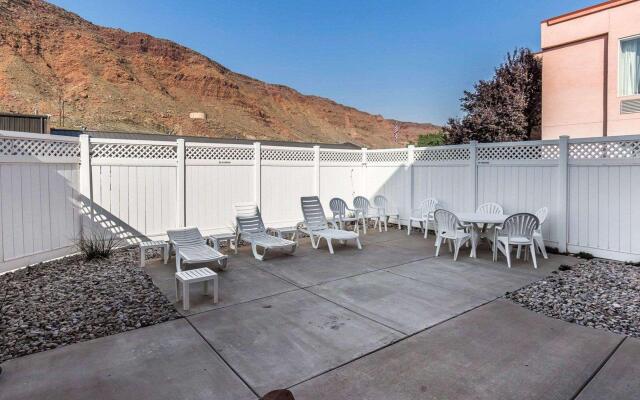 Quality Suites Moab near Arches National Park