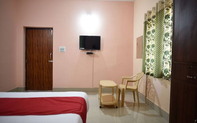 OYO 16407 Hotel Dream Castle