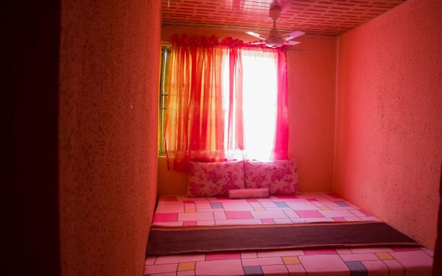 Fun City Hotel 1