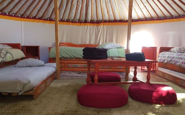 Aux Yourtes de La Fabrique